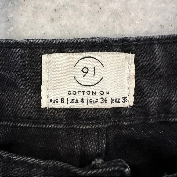 Cotton On Black Denim Boyfriend Jean Short Distressed Size 4 - Picture 3 of 8